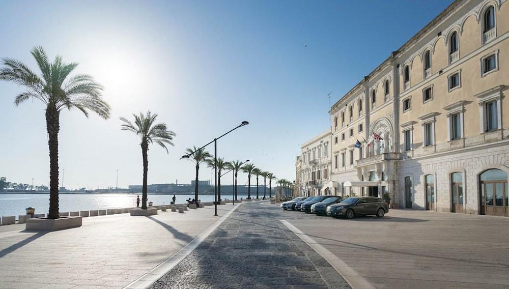 Grande Albergo Internazionale Brindisi Dış mekan fotoğraf