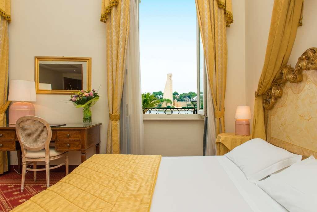 Grande Albergo Internazionale Brindisi Oda fotoğraf
